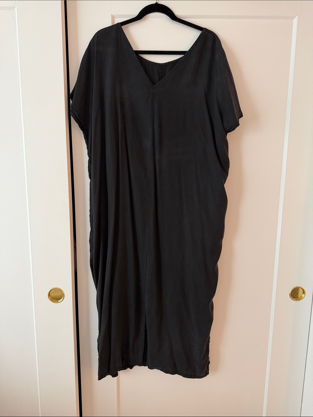 Simple Black V-Neck Midi Dress